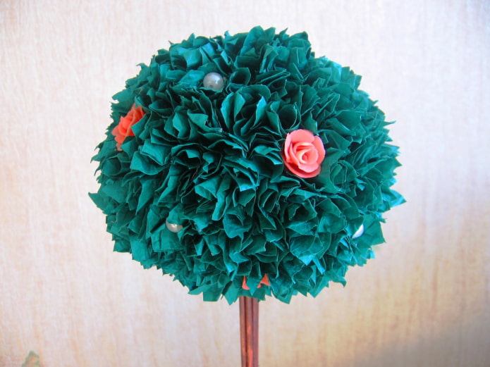 Emerald topiary made of corrugated paper