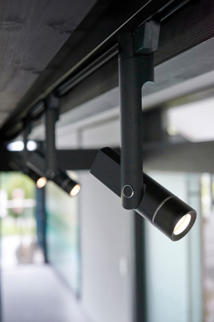 black track lights