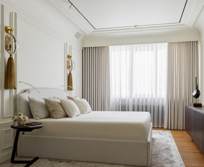 track lighting in the bedroom