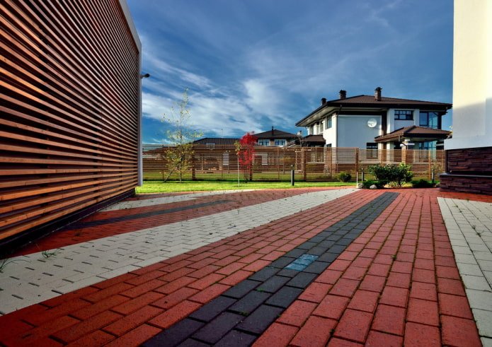 layout of rectangular paving slabs