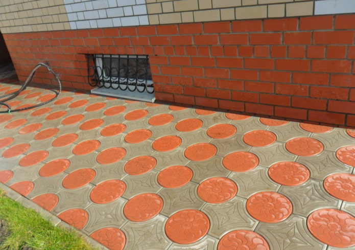 circle paving slab