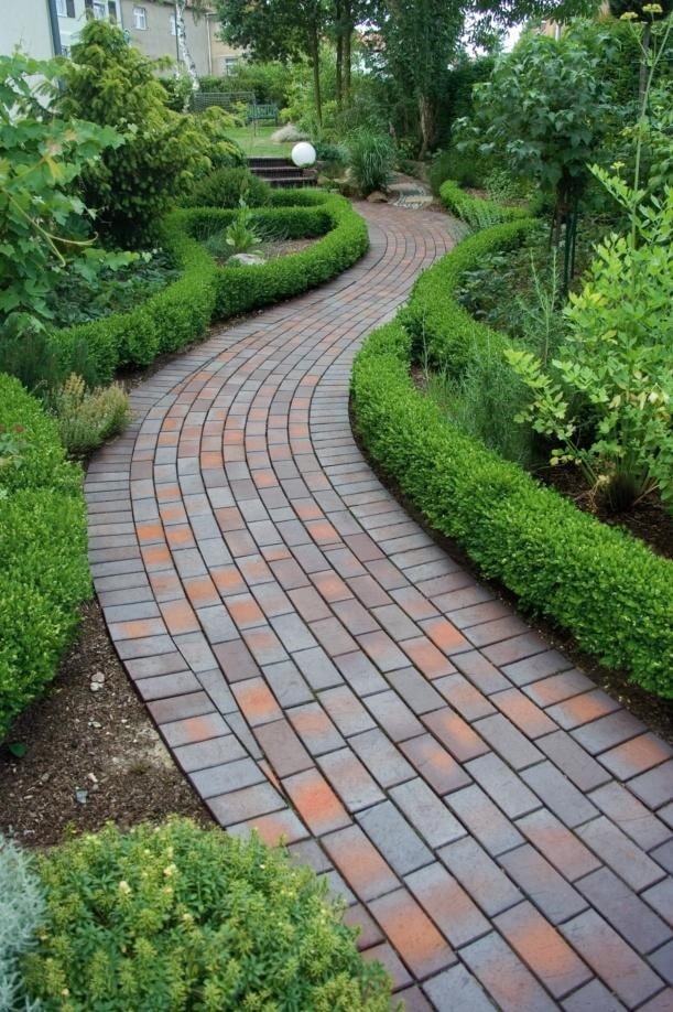 layout of rectangular paving slabs