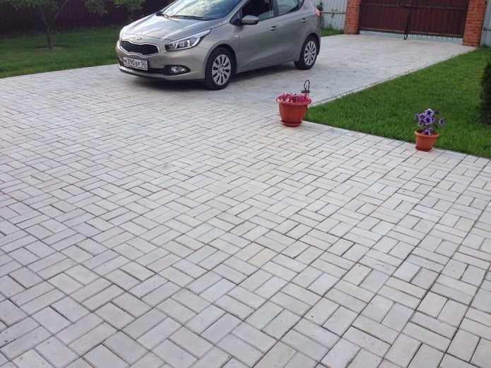 street tiles in the courtyard of a private house