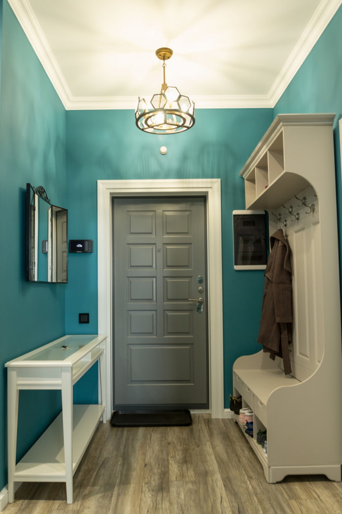 hallway design in turquoise tones