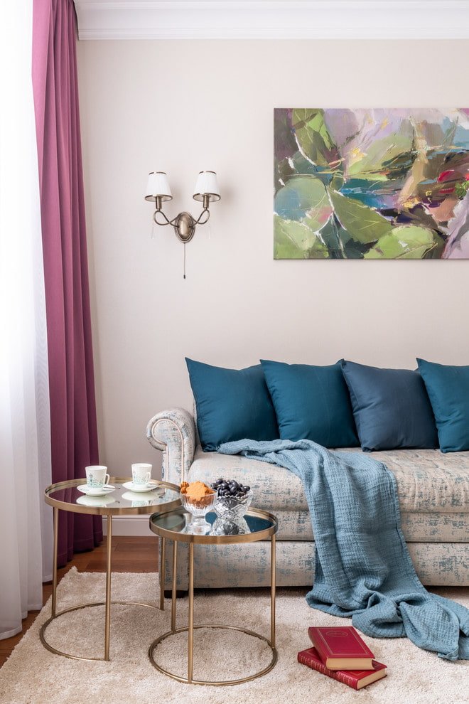 Curtains and painting