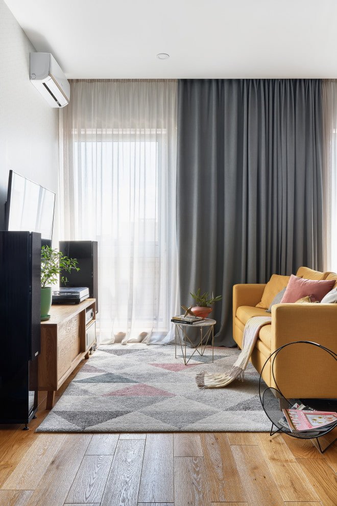 Gray carpet, gray curtains