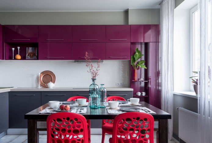 combination of walls with a kitchen set