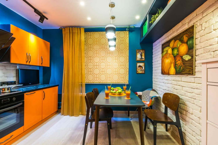 combination of walls with kitchen unit
