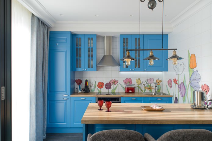 Laminated work surface in the kitchen