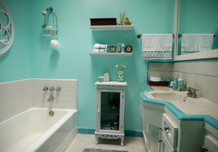 white and turquoise in the bathroom