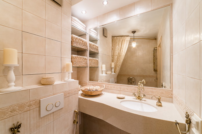 bathroom in a classic style