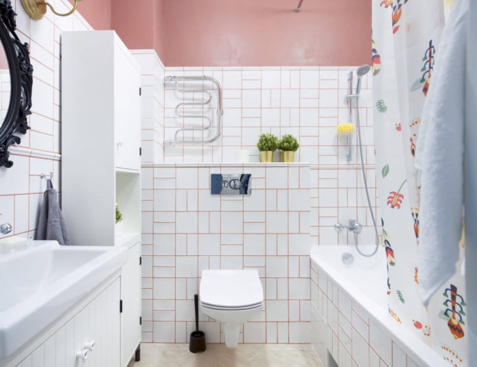 pink color in the bathroom