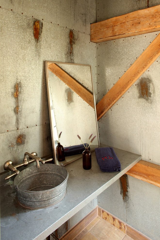 sink in loft style