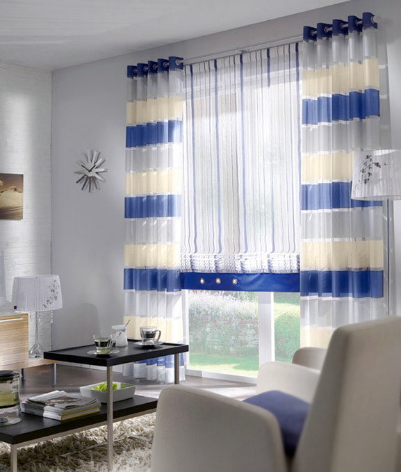 curtains with eyelets in stripes
