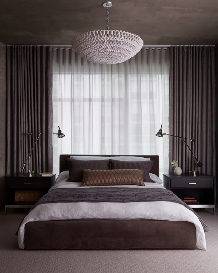 curtains with drapes in the bedroom interior