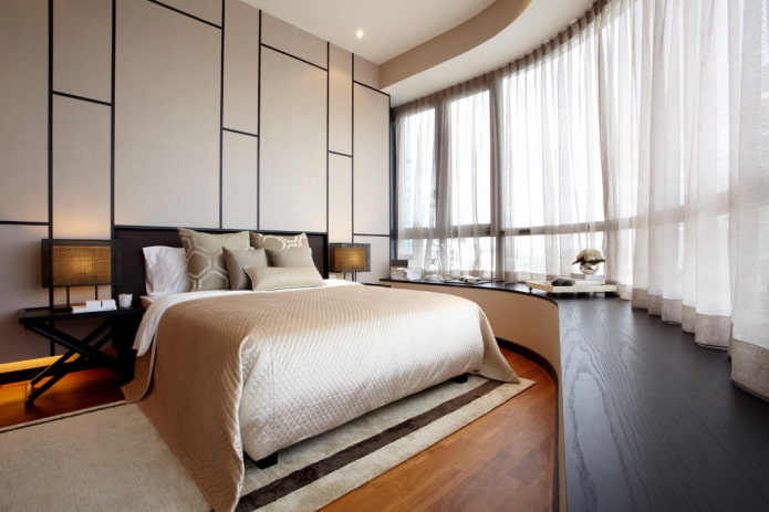 short curtains in the bedroom interior