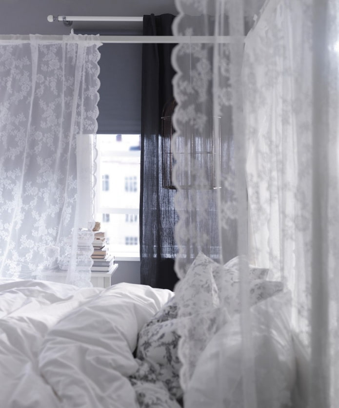 Lace curtains in the bedroom