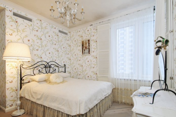 veil in the bedroom