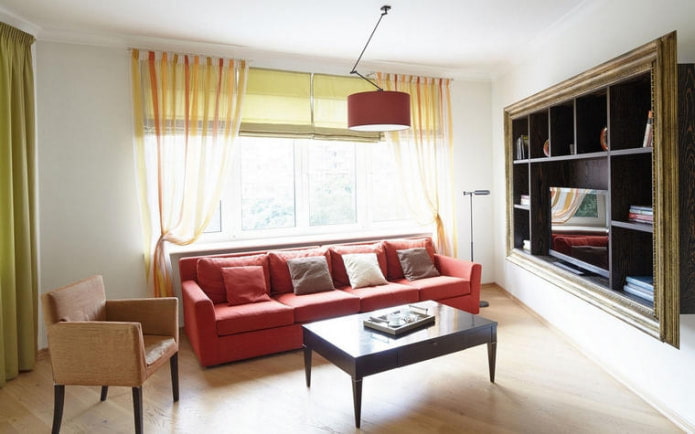 combination of tulle with roman blinds