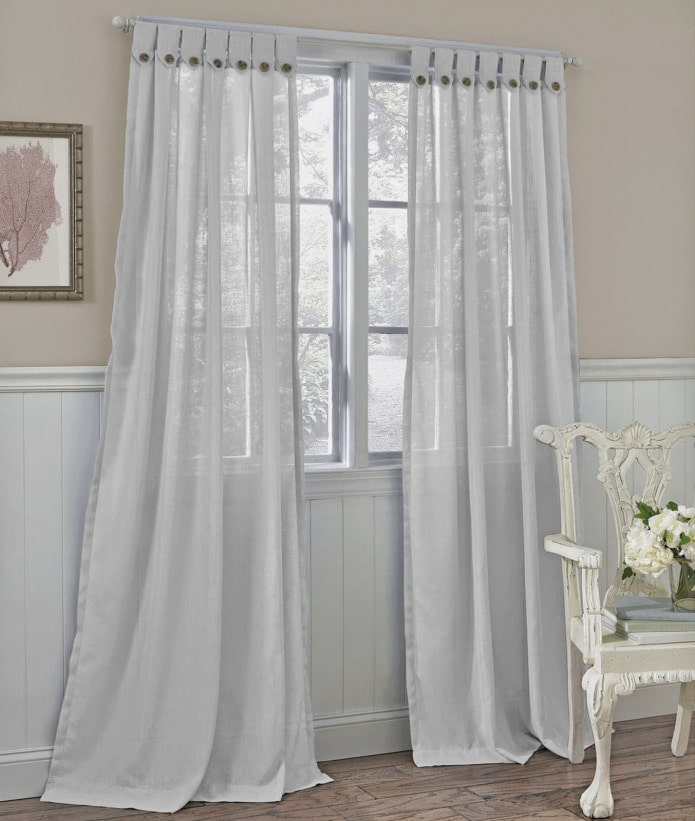 tulle with loops