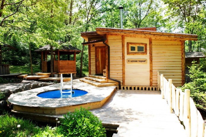 dacha bathhouse with a font