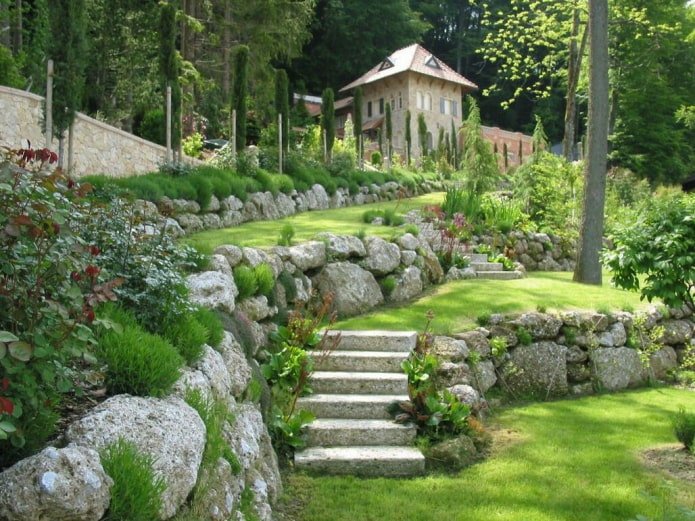 dry masonry retaining walls