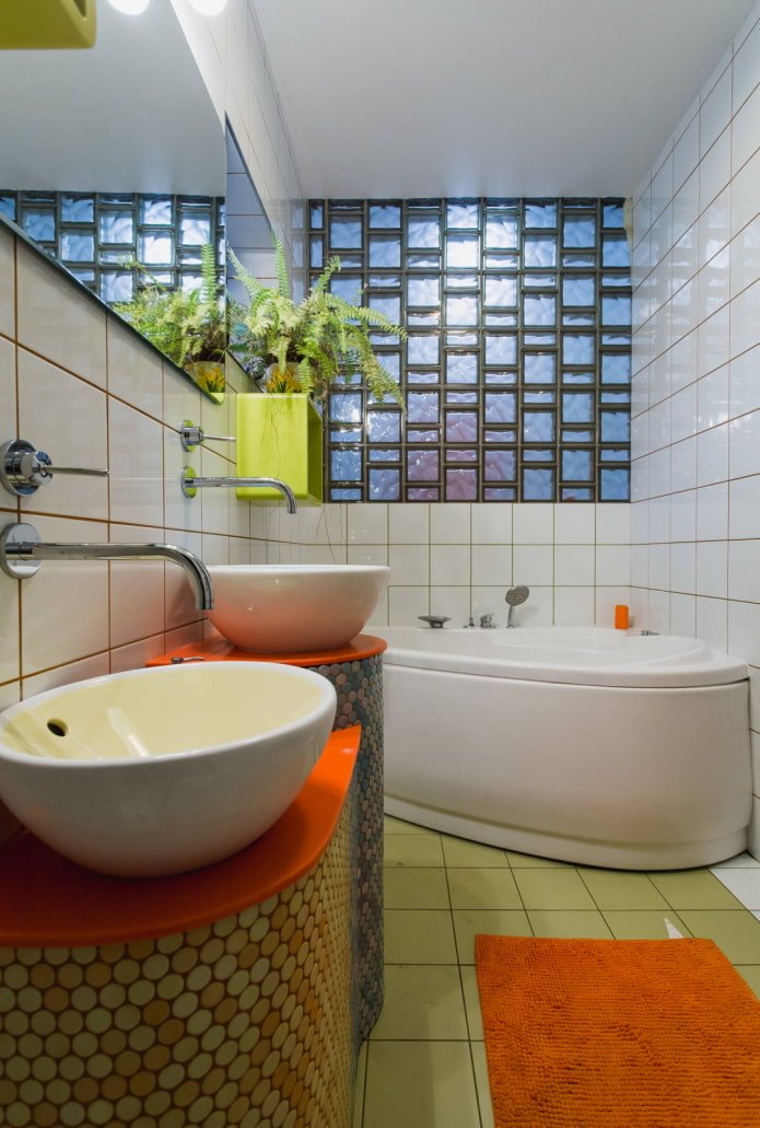 Bright small bathroom
