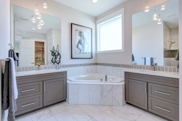 Bathroom in a classic style