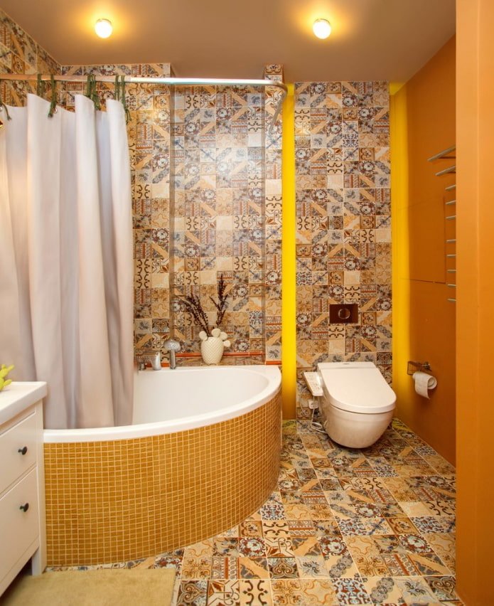 combined bathroom