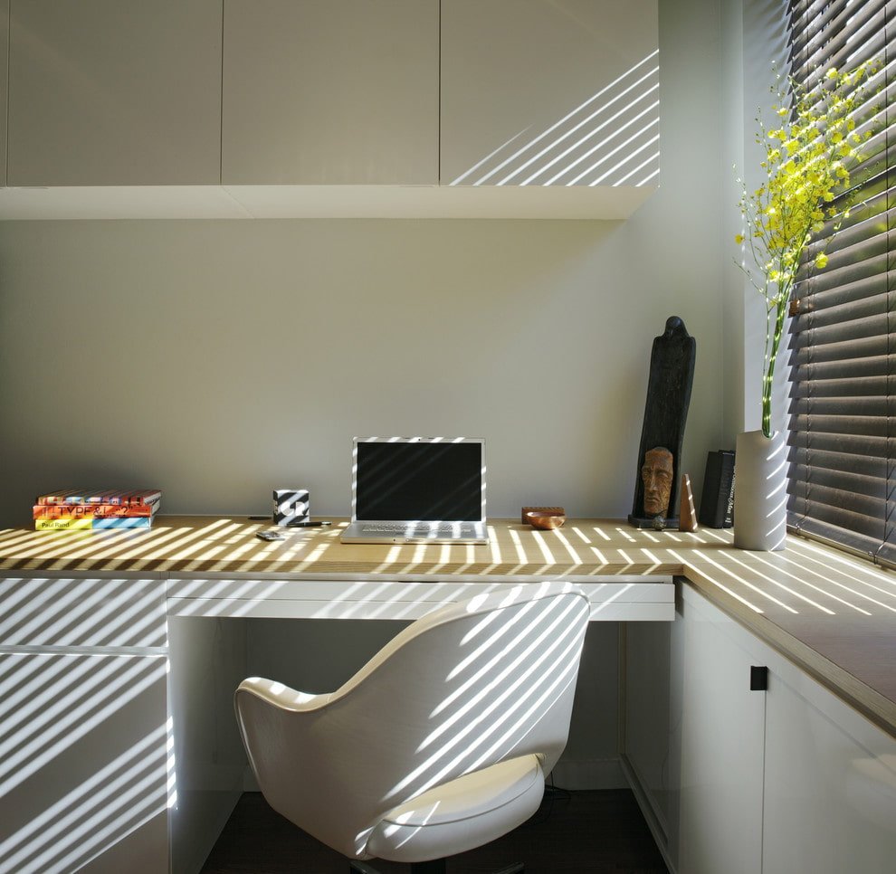 beige corner table