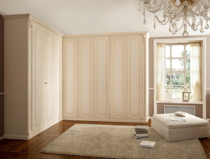 L-shaped corner wardrobe in the hall