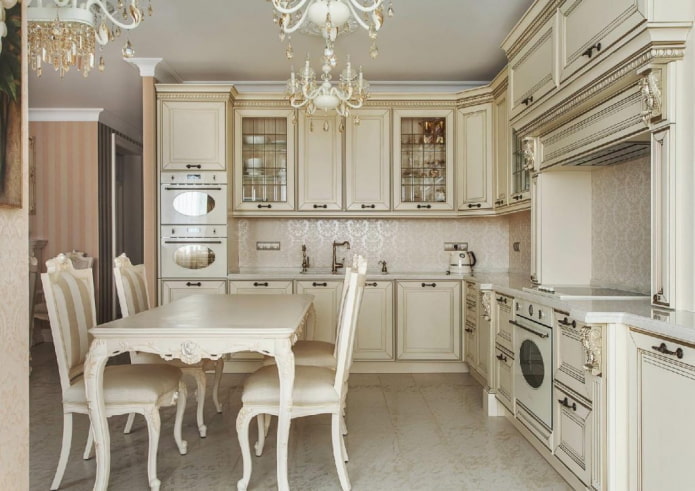 corner kitchen in a classic style