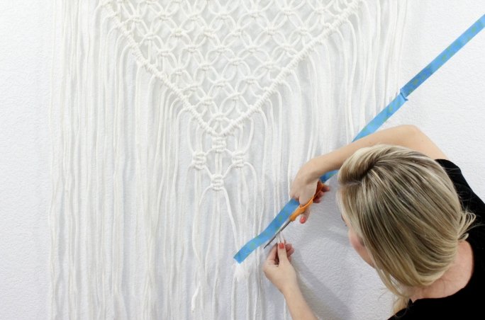 cutting the threads