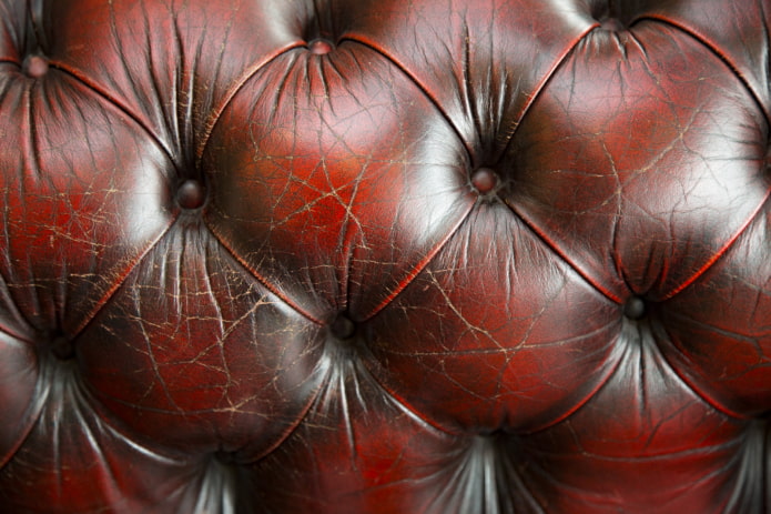 Cracks in the sofa
