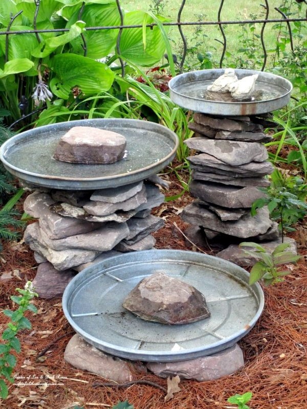 Drinking bowls from lids