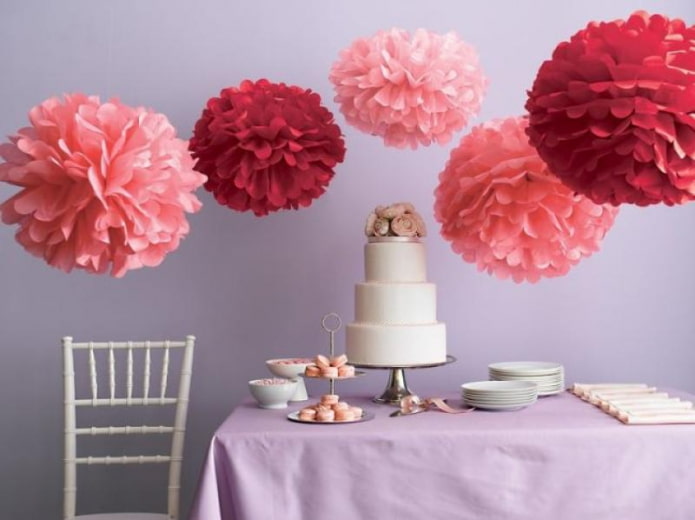 Corrugated paper balls