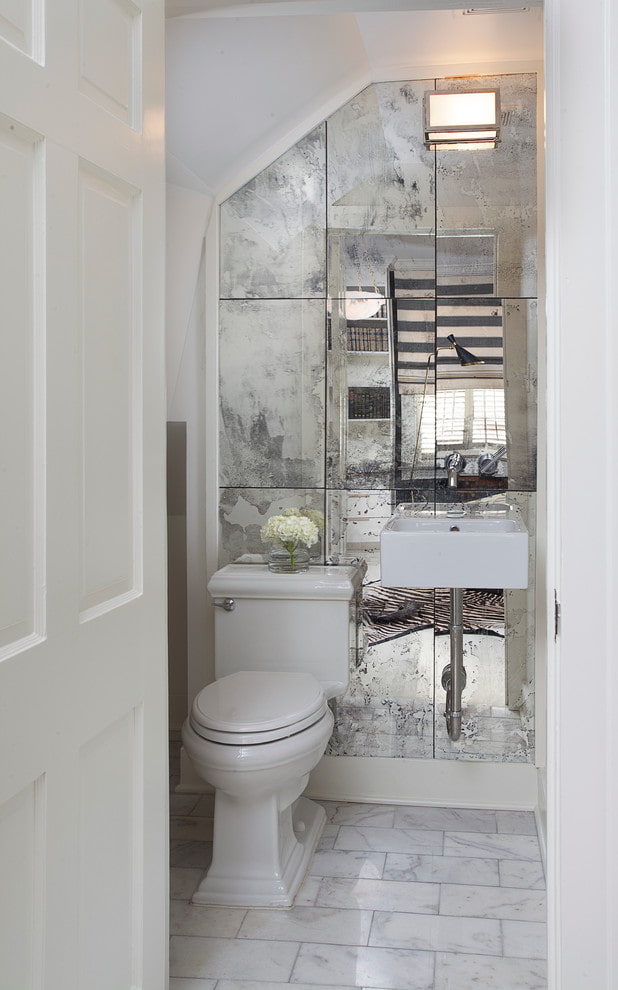 Mirrors with patina