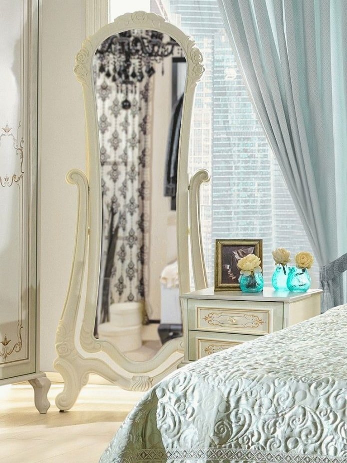 vintage floor mirror in the bedroom