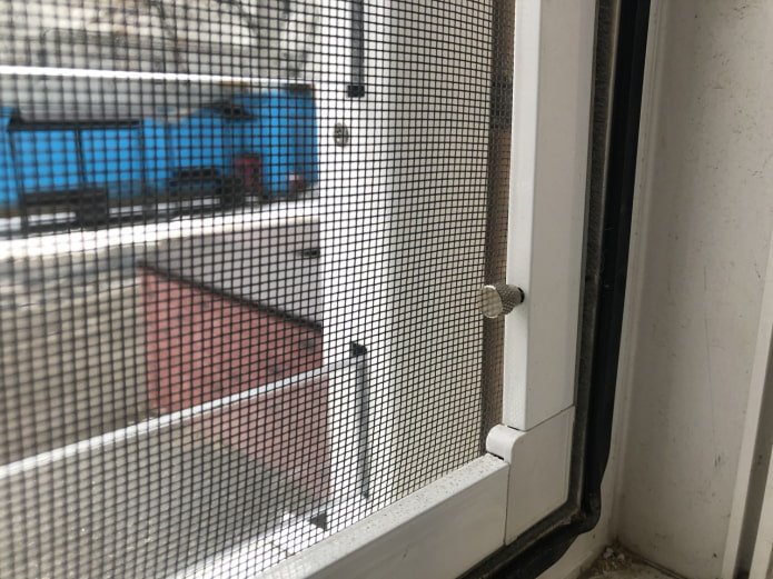 installing a mosquito net on plungers