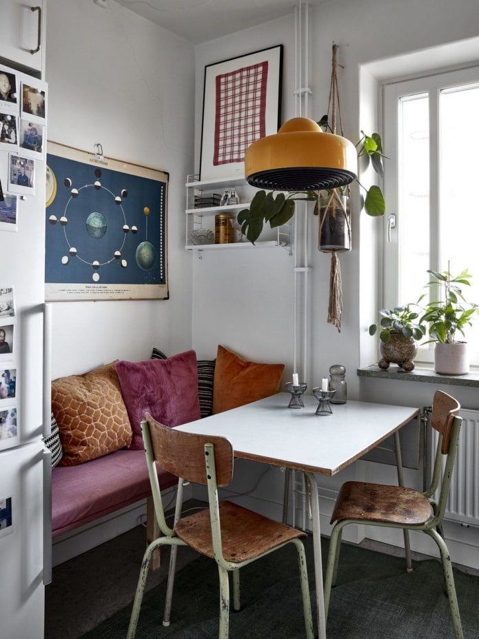 Decor above the table