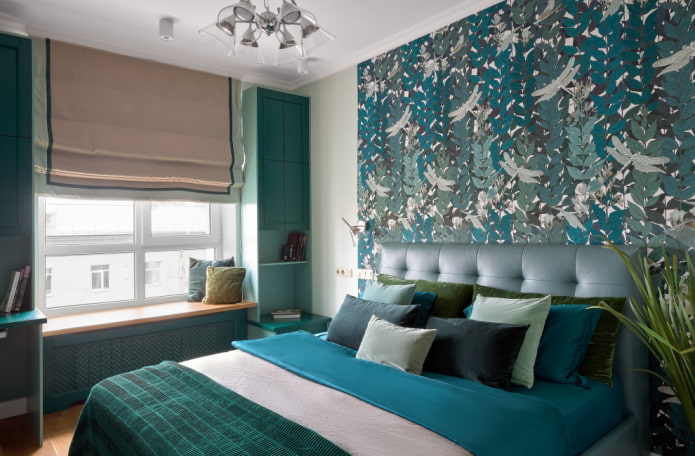 Wallpaper with plant prints