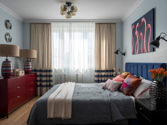 Pillows, bedspread, blanket