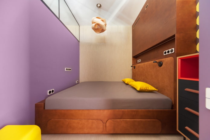 color scheme of a narrow bedroom