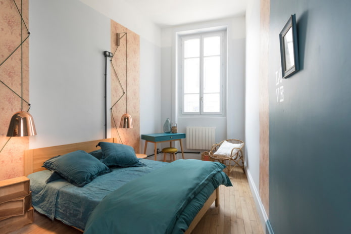 planning and zoning of a narrow bedroom