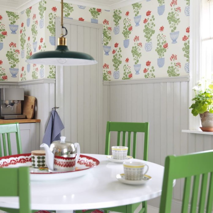 kitchen with lining and wallpaper