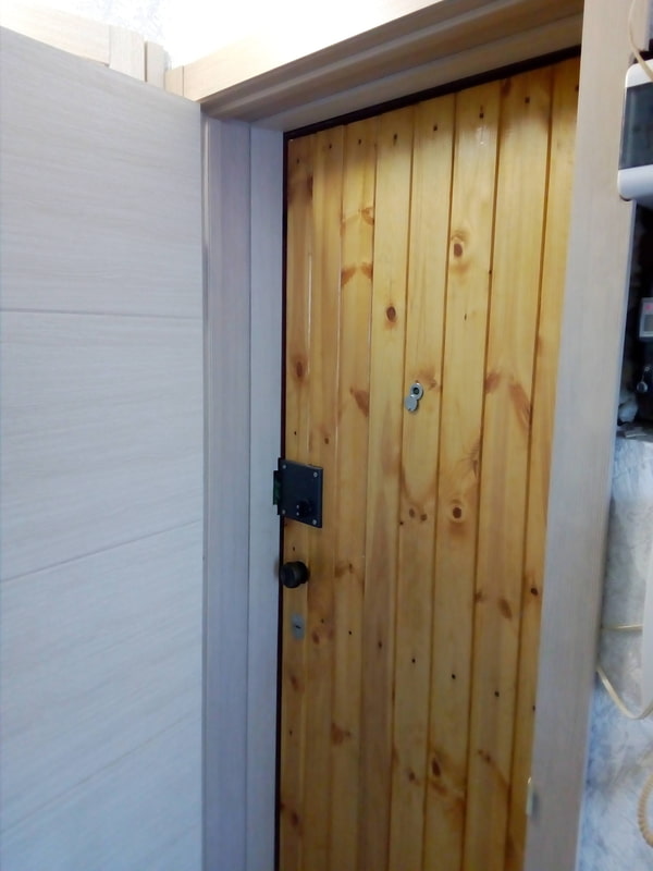 door paneling with clapboard