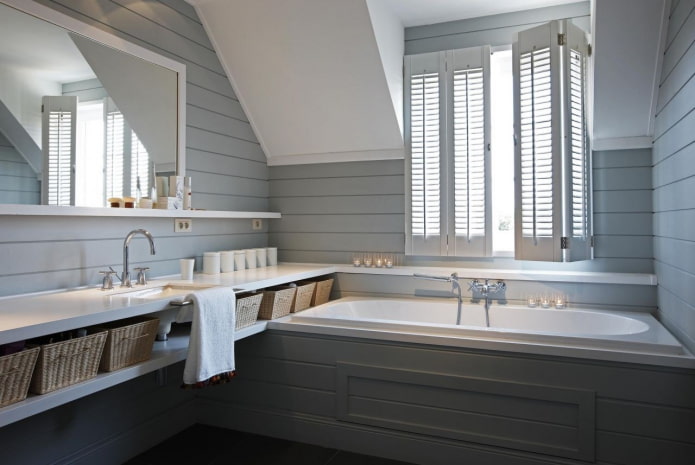 gray paneling in the bathroom