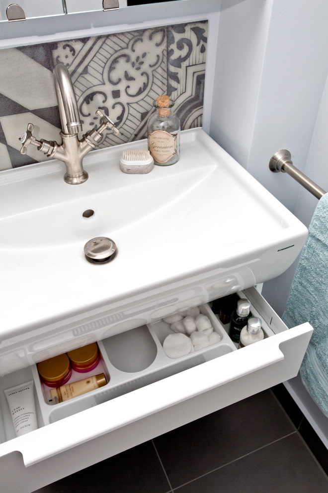 Storage in drawers