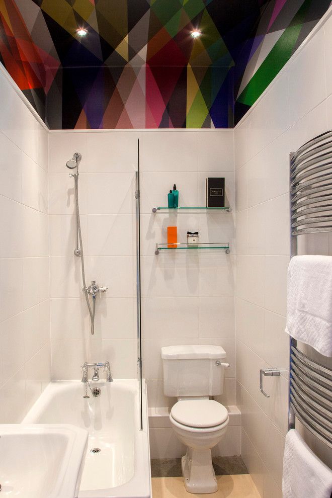 bright ceiling in the bathroom