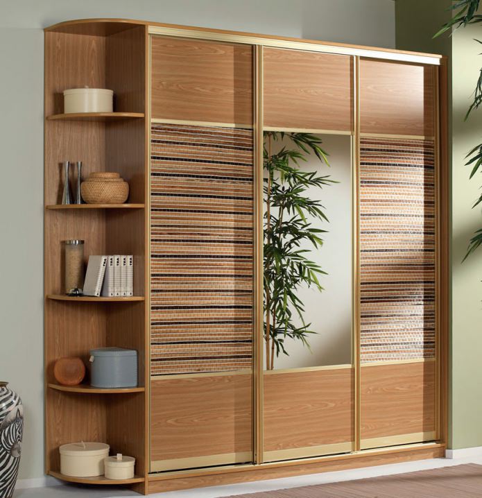 sliding wardrobe with bamboo inserts
